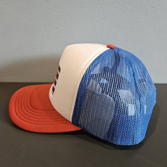 ❌SOLD❌ American Eagle Keith Haring Foam Trucker Hat OS - NWT - Picture 2 of 5